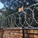 electric fence with flat wrap razor wire in Kenya